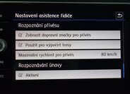 Volkswagen T-Roc SUV / Terénní 2,0 l 140 kw