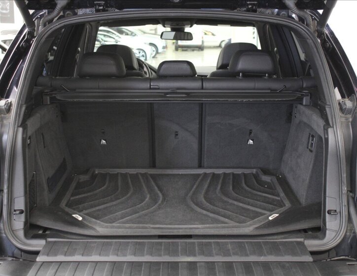 BMW X5 SUV / Terénní 3,0 l 280 kw