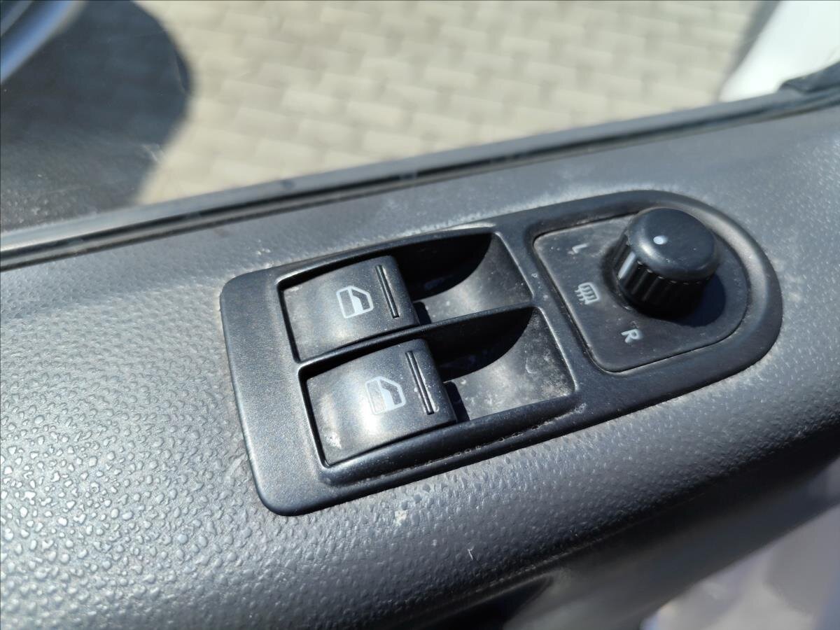 Volkswagen Transporter VAN-Minibus 2,0 l 103 kw