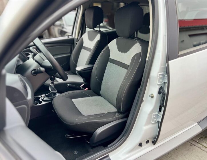 Dacia Duster SUV / Terénní 1,5 l 80 kw