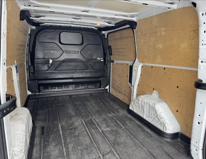 Ford Transit Custom 17