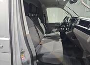 Volkswagen Transporter 9