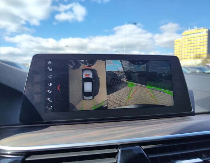 BMW Řada 5 Sedan / Limuzína 3,0 l 250 kw