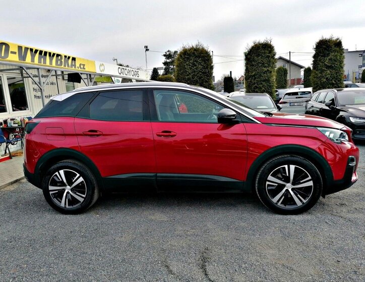 Peugeot 3008 SUV / Terénní 1,2 l 96 kw
