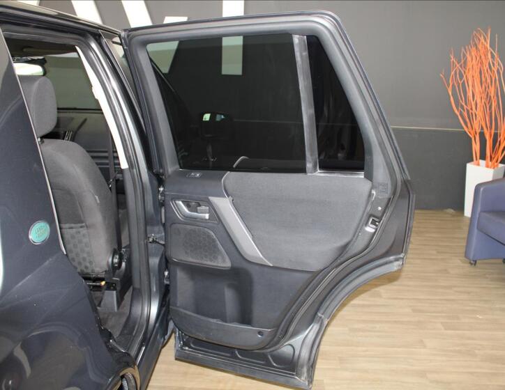 Land Rover Freelander 18