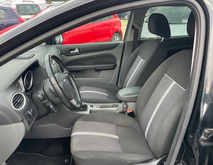 Ford Focus Kombi 1,6 l 74 kw