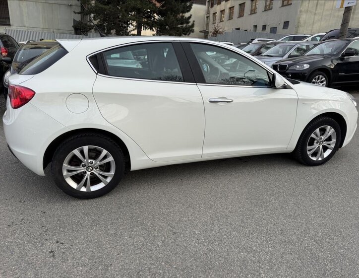 Alfa Romeo Giulietta Hatchback 1,4 l 88 kw