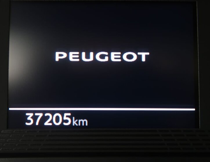 Peugeot 208 31