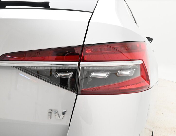 Škoda Superb Kombi 1,4 l 115 kw