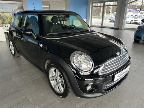 Mini Cooper Hatchback 1,6 l 90 kw