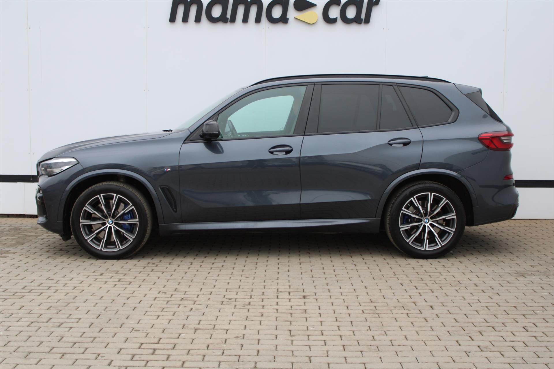 BMW X5 SUV / Terénní 3,0 l 195 kw