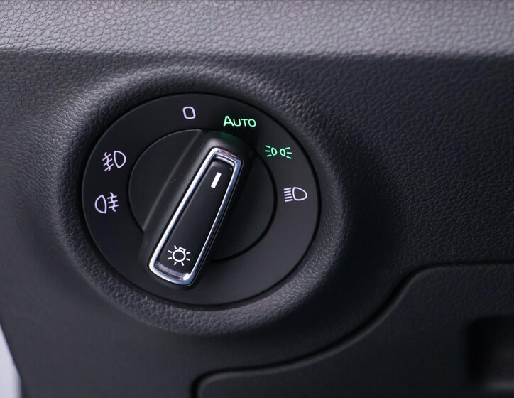 Škoda Scala Hatchback 1,5 l 110 kw