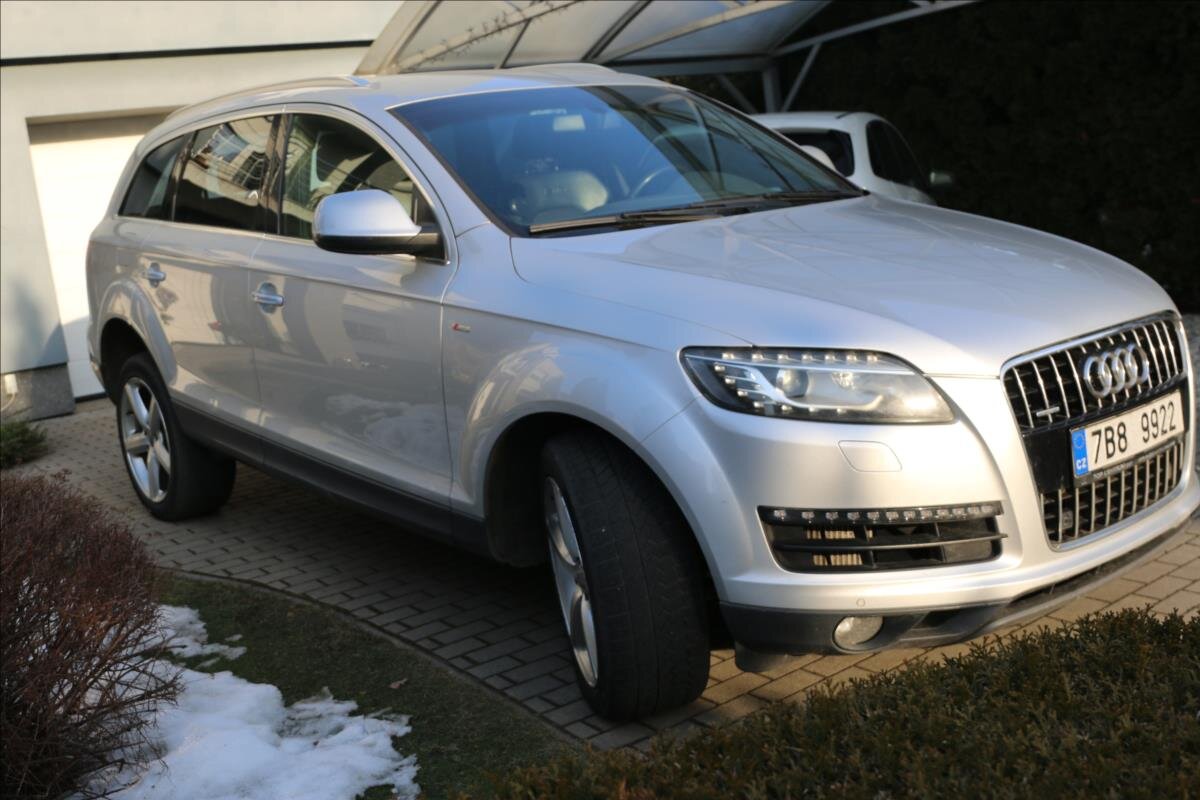 Audi Q7 Kombi 3,0 l 176 kw