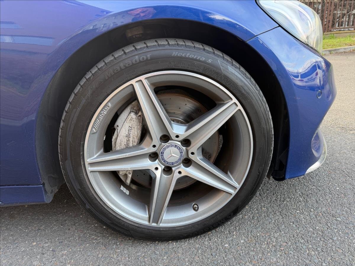 Mercedes-Benz Třídy C Kombi 2,1 l 150 kw