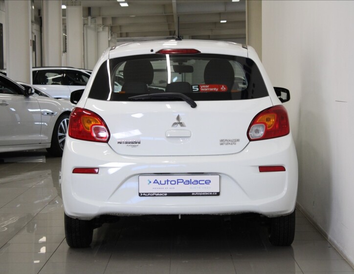 Mitsubishi Space Star 4