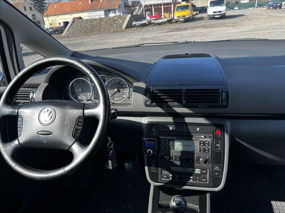 Volkswagen Sharan Kombi 1,9 l 85 kw