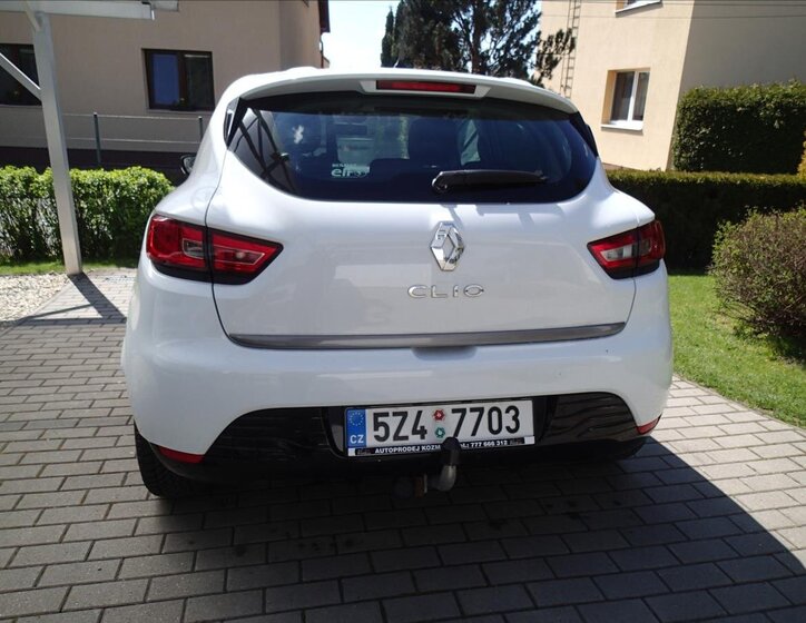Renault Clio Hatchback 1,1 l 54 kw