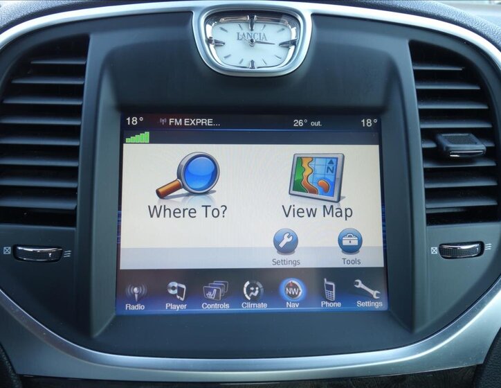 Lancia Thema Sedan 3,0 l 140 kw