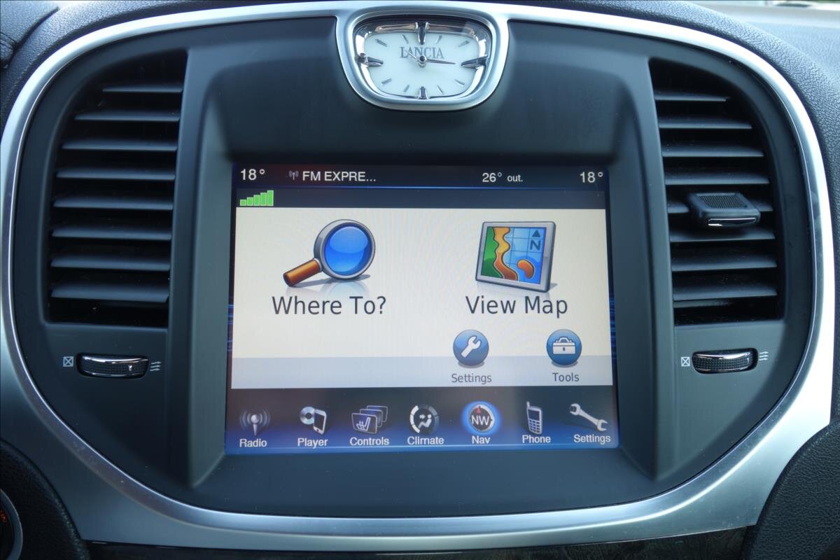 Lancia Thema Sedan 3,0 l 140 kw