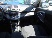 Toyota RAV4 Kombi 2,0 l 112 kw