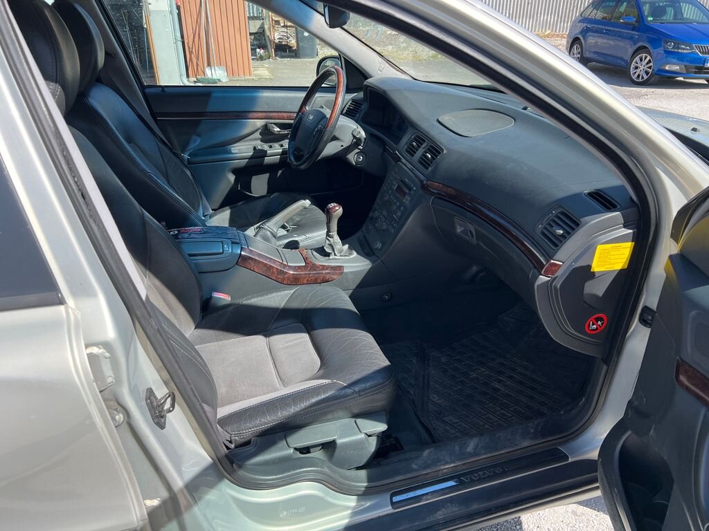 Volvo S80 Sedan / Limuzína 2,5 l 103 kw