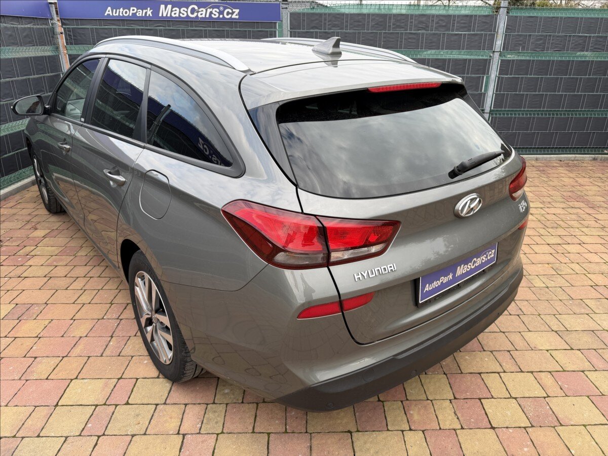 Hyundai i30 Kombi 998,0 88 kw