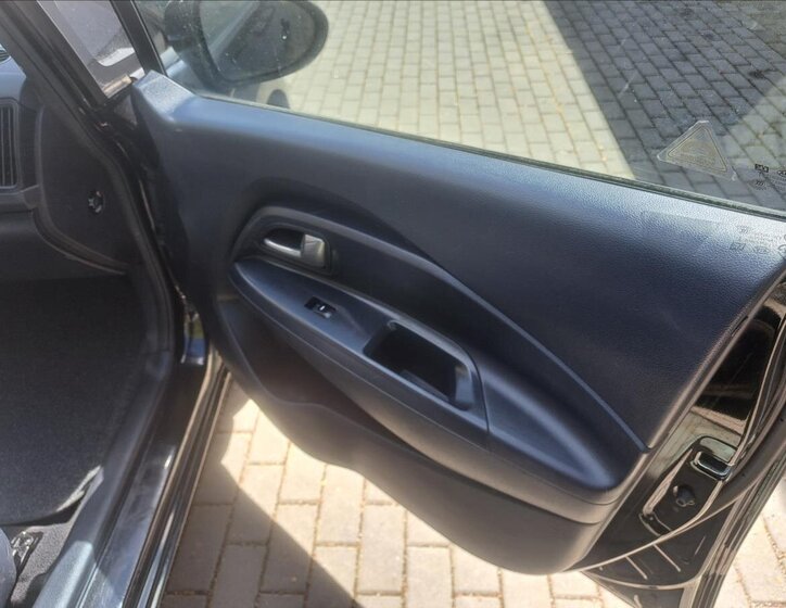 KIA Rio Hatchback 1,2 l 62 kw