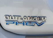 Mitsubishi Outlander 8