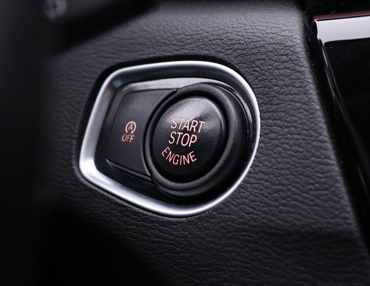 BMW X1 SUV 2,0 l 140 kw