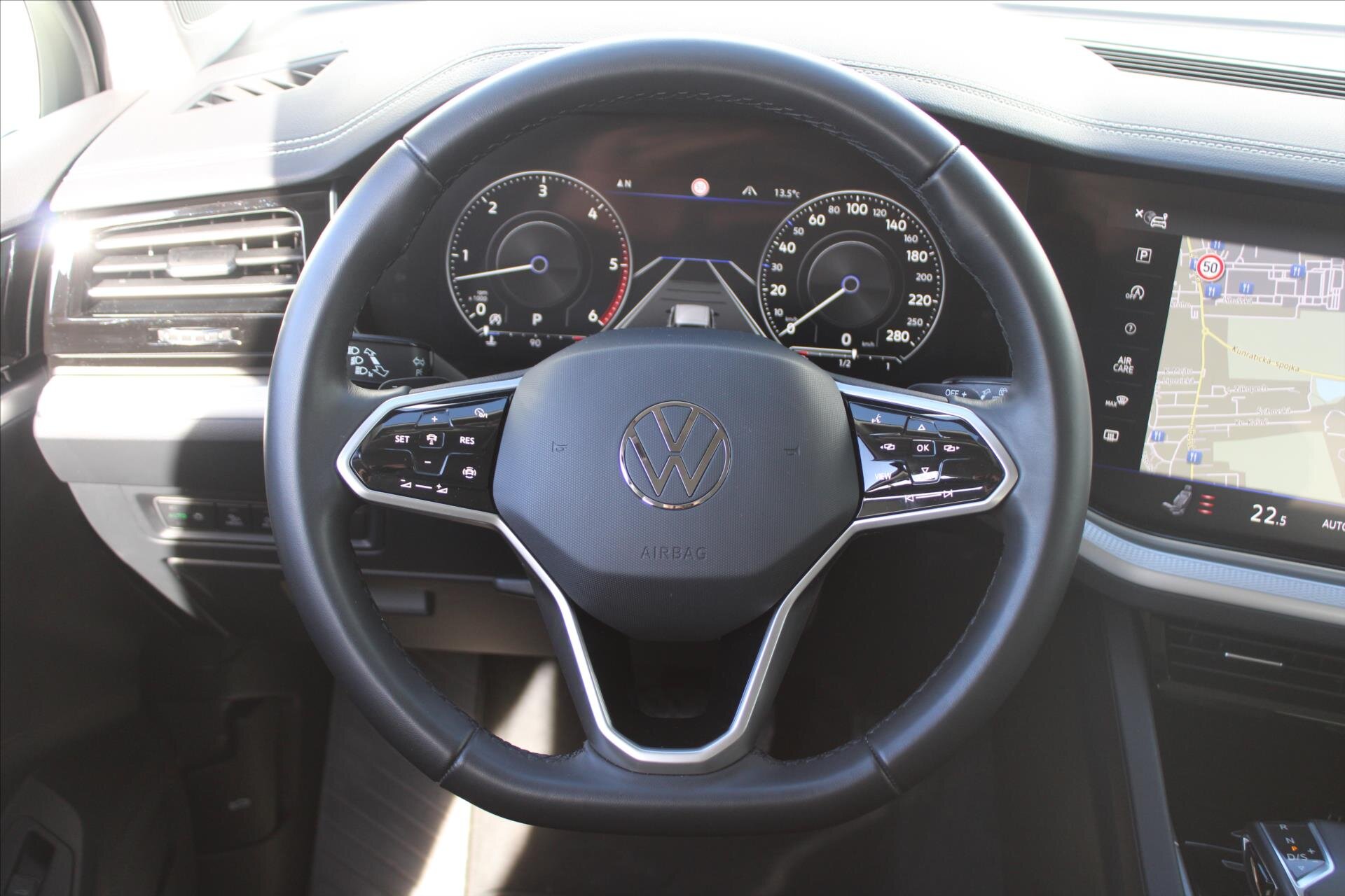 Volkswagen Touareg SUV / Terénní 3,0 l 170 kw