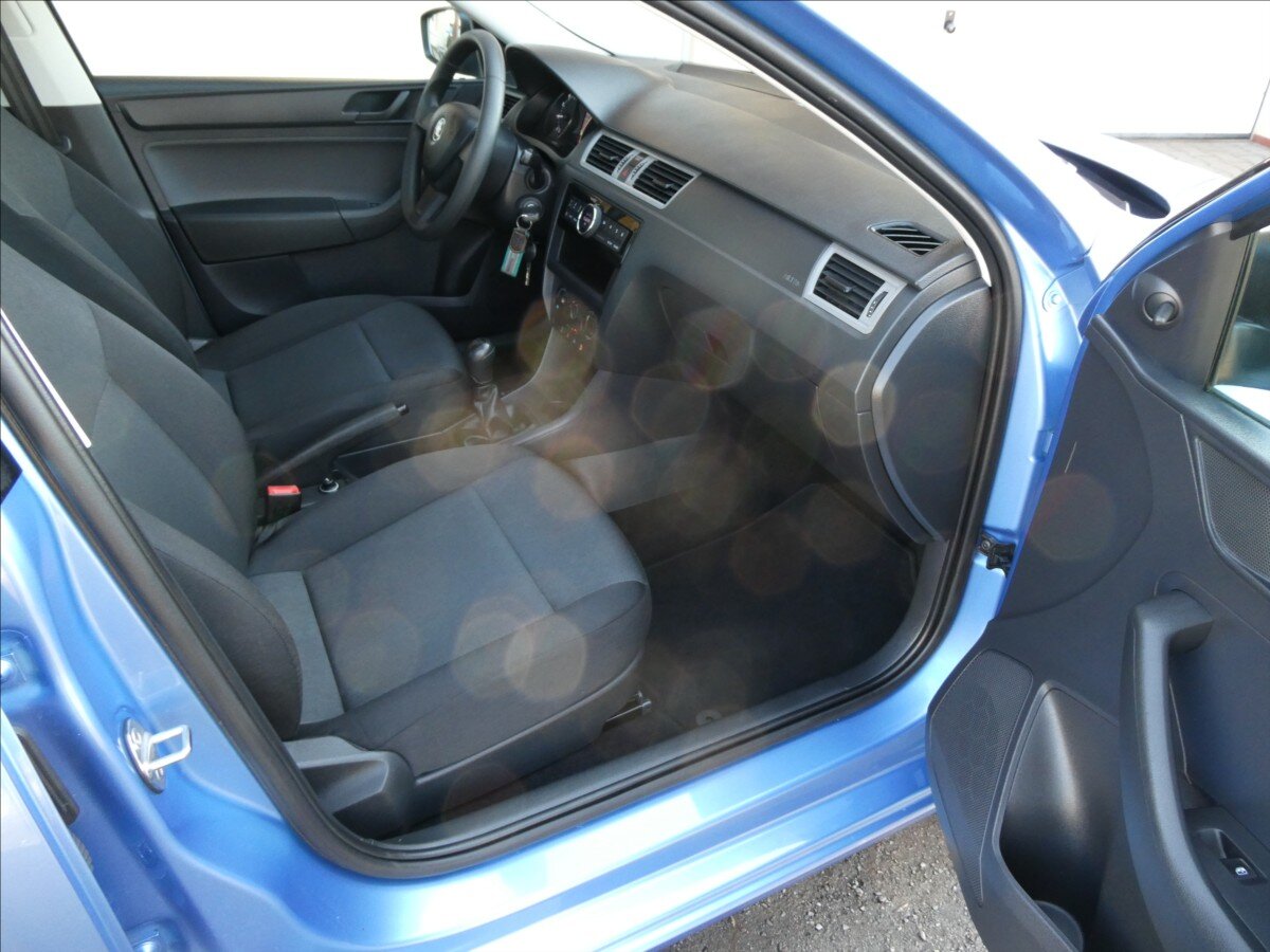 Škoda Rapid Sedan / Limuzína 1,2 l 66 kw