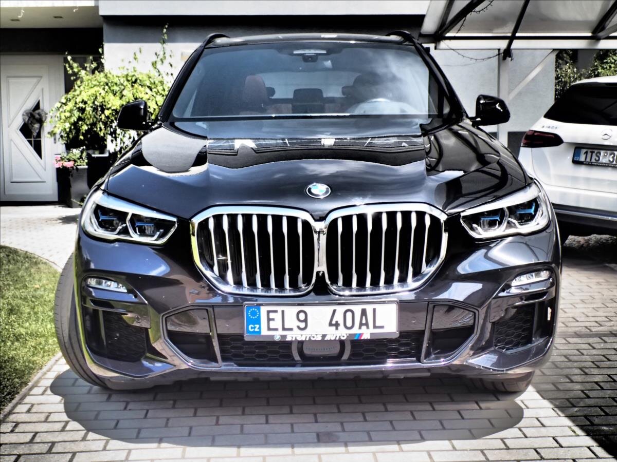 BMW X5 Kombi 3,0 l 290 kw