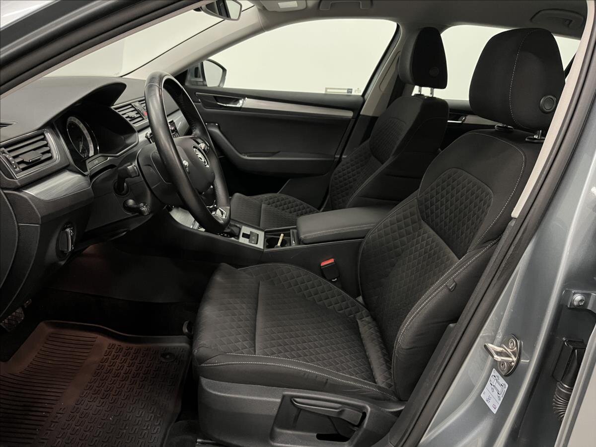 Škoda Superb Kombi 1,5 l 110 kw