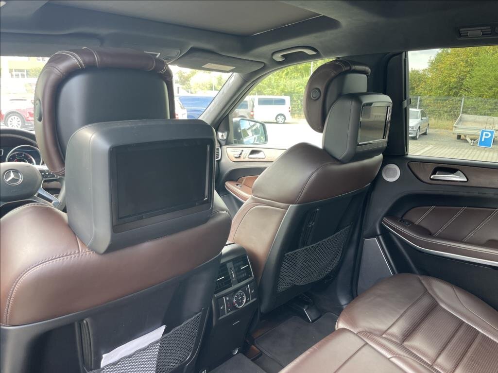 Mercedes-Benz GL Ostatní 5,5 l 410 kw