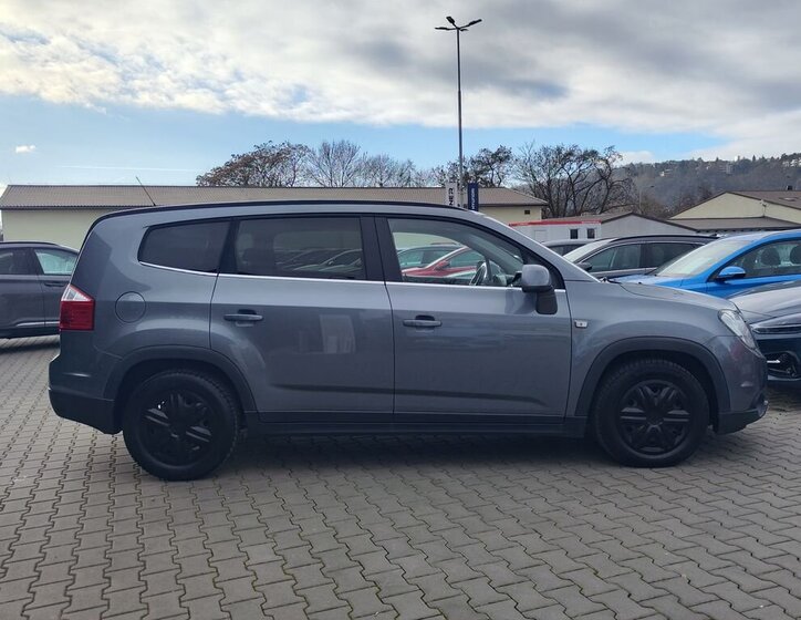 Chevrolet Orlando 4