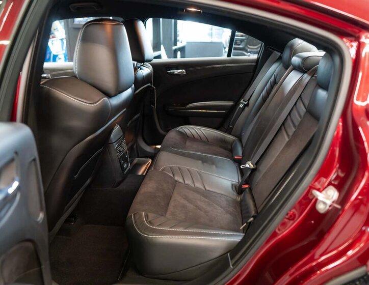 Dodge Charger Sedan / Limuzína 6,2 l 527 kw