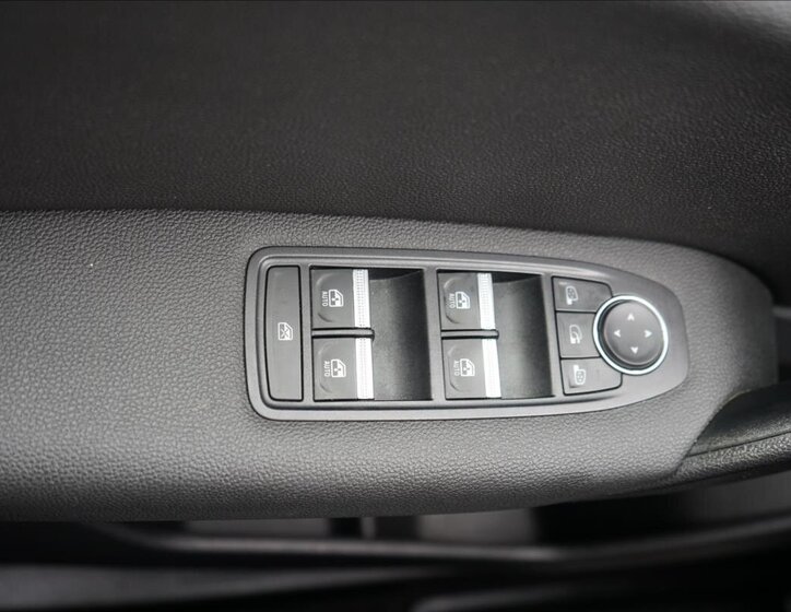 Renault Captur Hatchback 1,3 l 96 kw