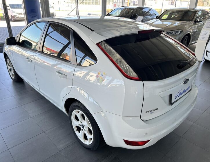 Ford Focus Hatchback 1,6 l 74 kw