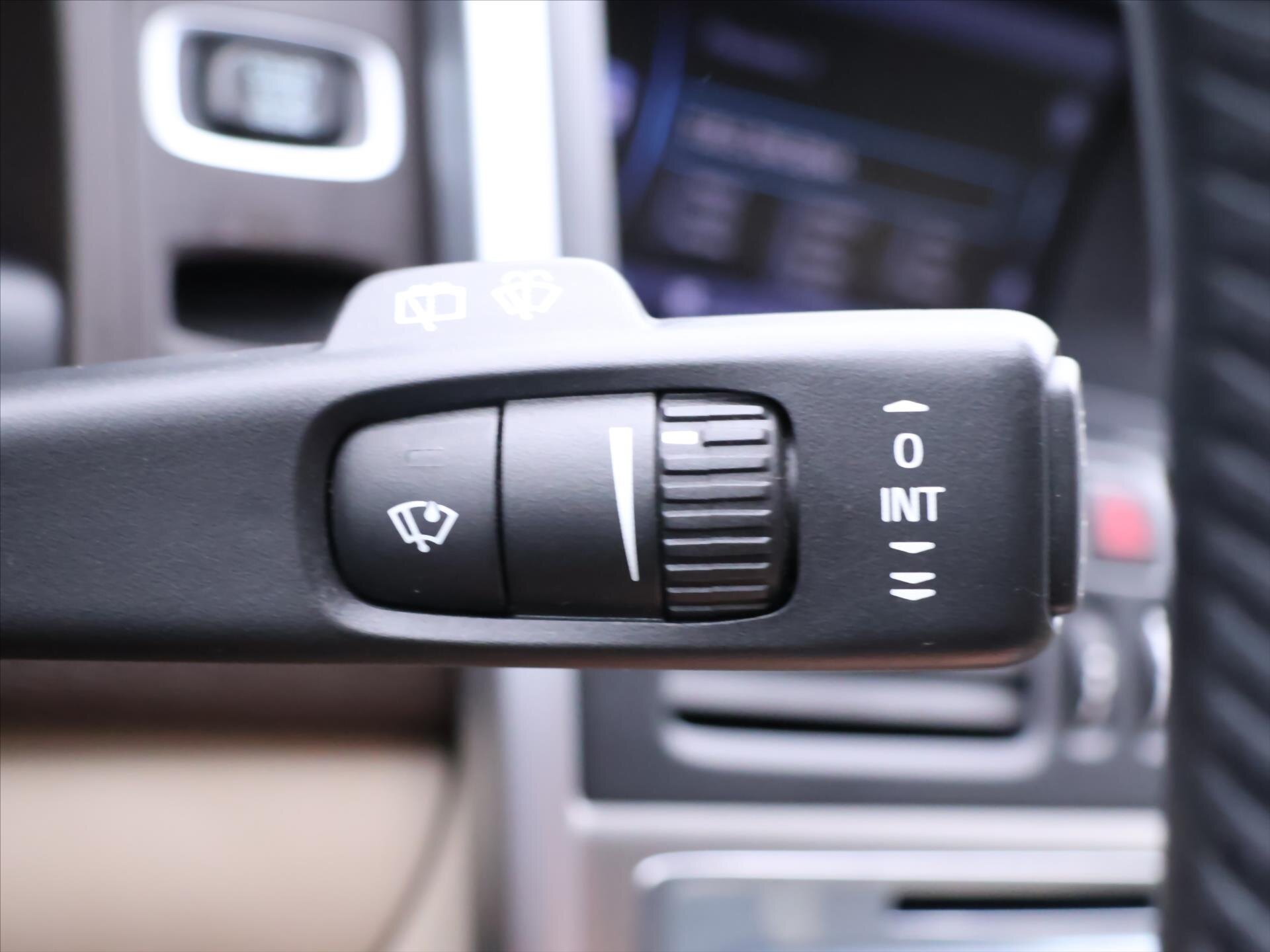 Volvo XC60 SUV 2,4 l 120 kw