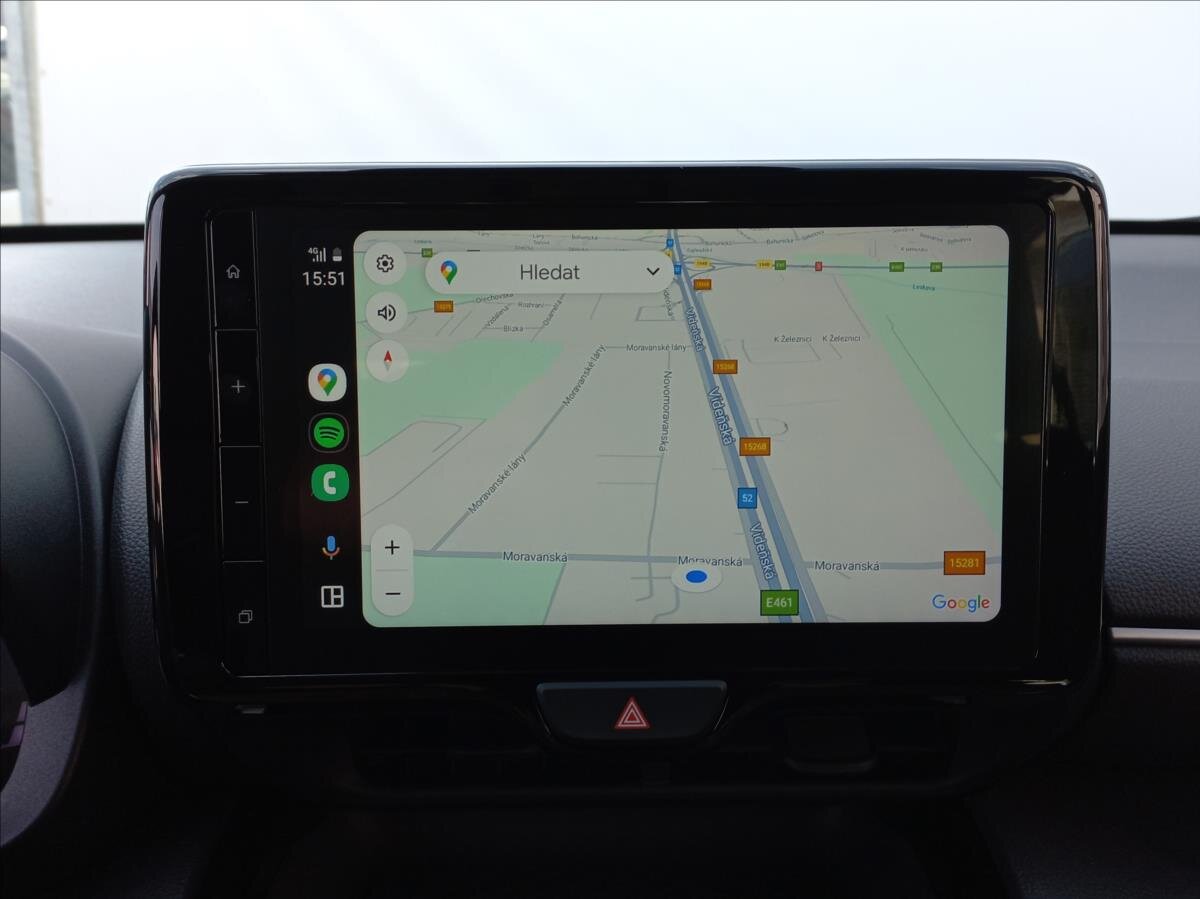 Toyota Yaris Cross CUV 1,5 l 68 kw