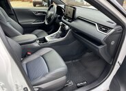 Toyota RAV4 SUV 2,5 l 131 kw