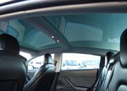 Tesla Model 3 Sedan 0,0 377 kw