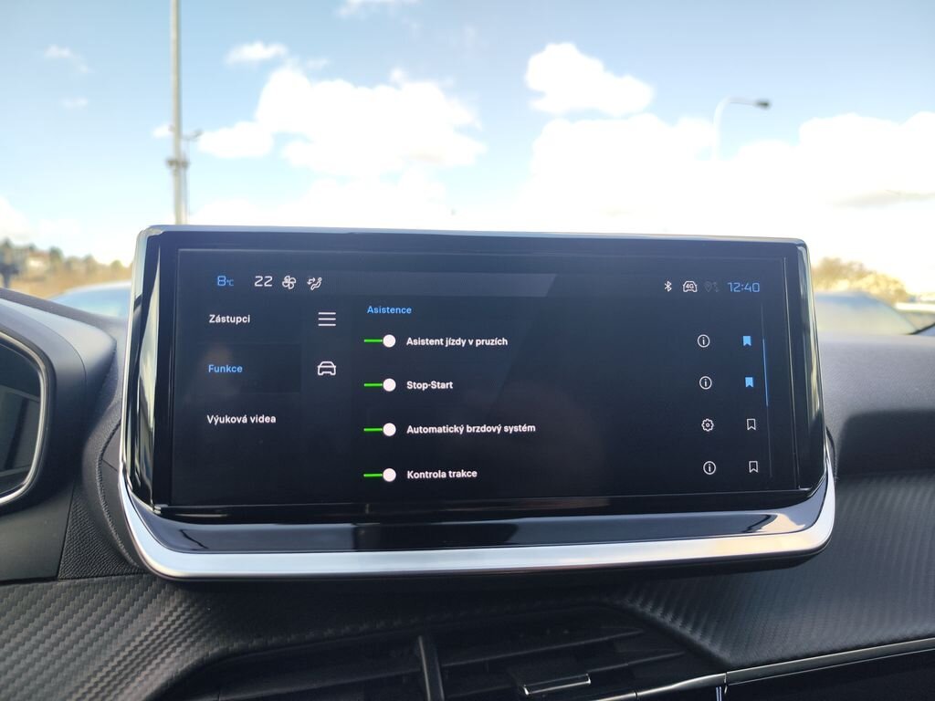 Peugeot 2008 Hatchback 1,2 l 74 kw