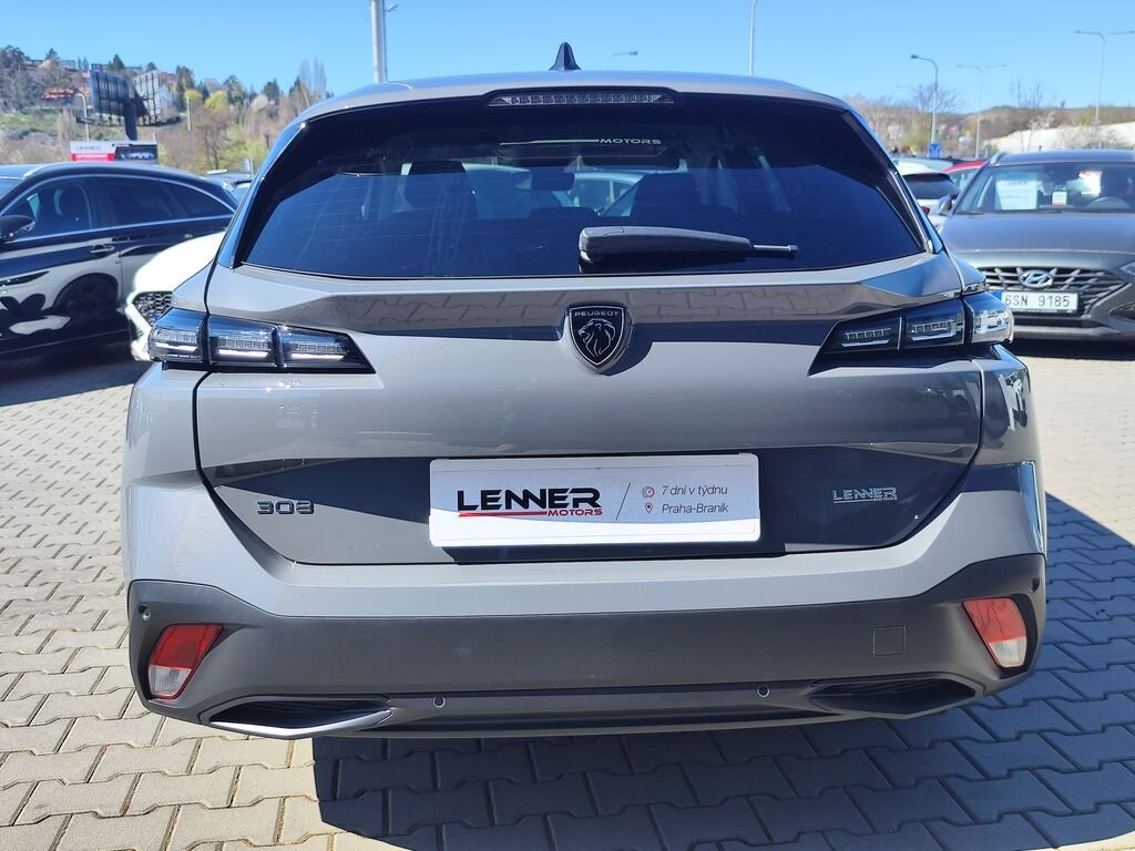 Peugeot 308 Kombi 1,2 l 96 kw