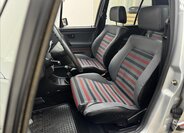 Volkswagen Golf Sedan / Limuzína 1,8 l 79 kw