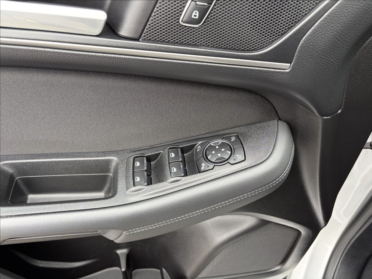 Ford S-MAX Kombi 2,0 l 110 kw