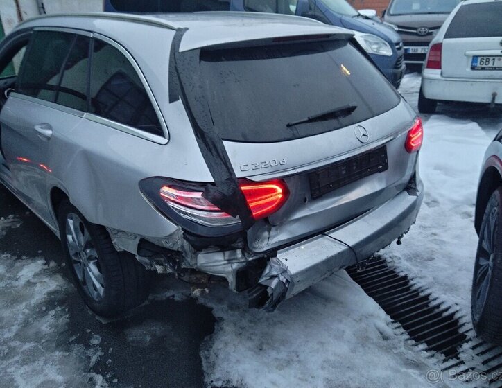 Mercedes-Benz Třídy C Kombi 2,1 l 125 kw
