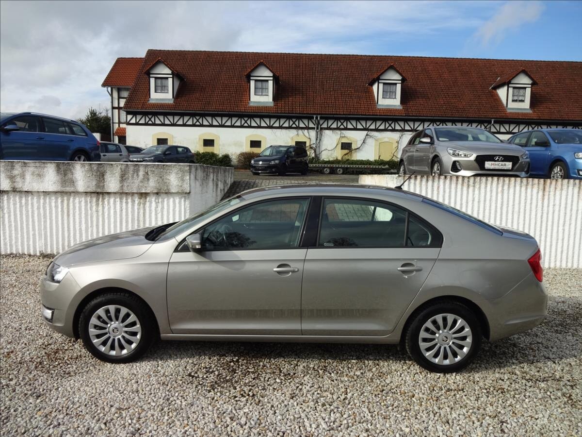 Škoda Rapid Sedan / Limuzína 1,2 l 66 kw