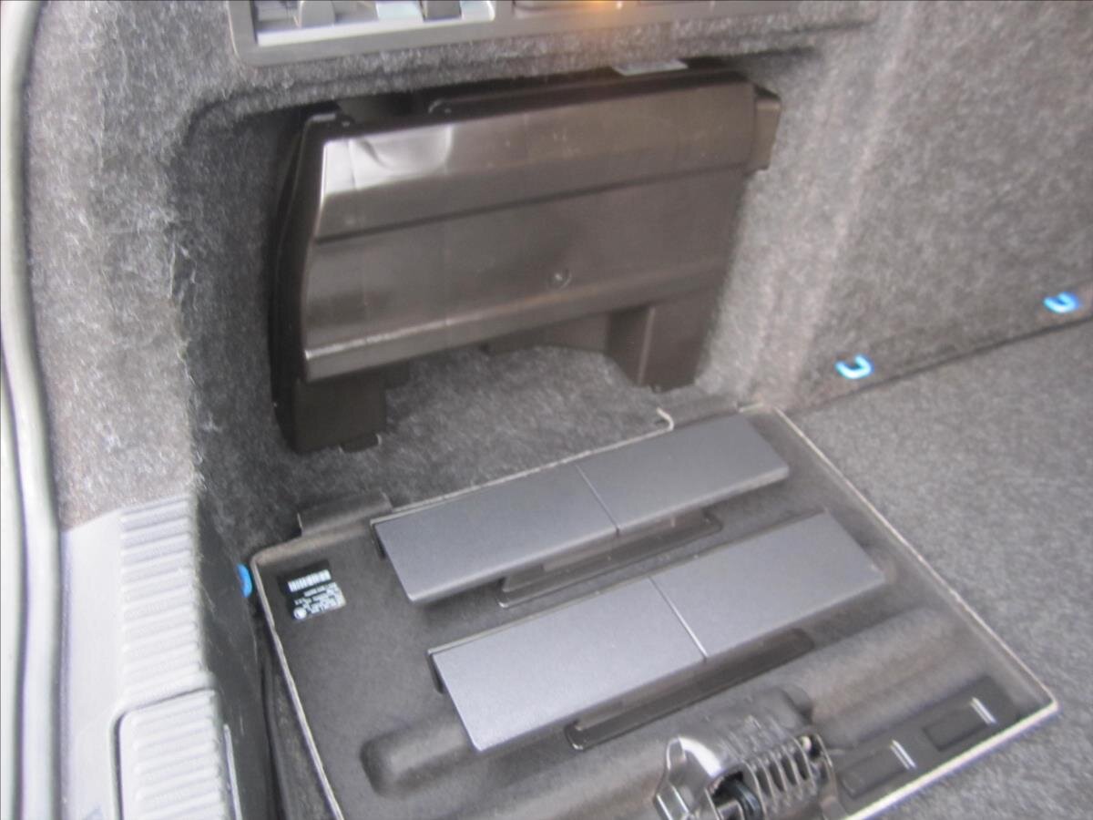 Škoda Superb Liftback 2,0 l 200 kw