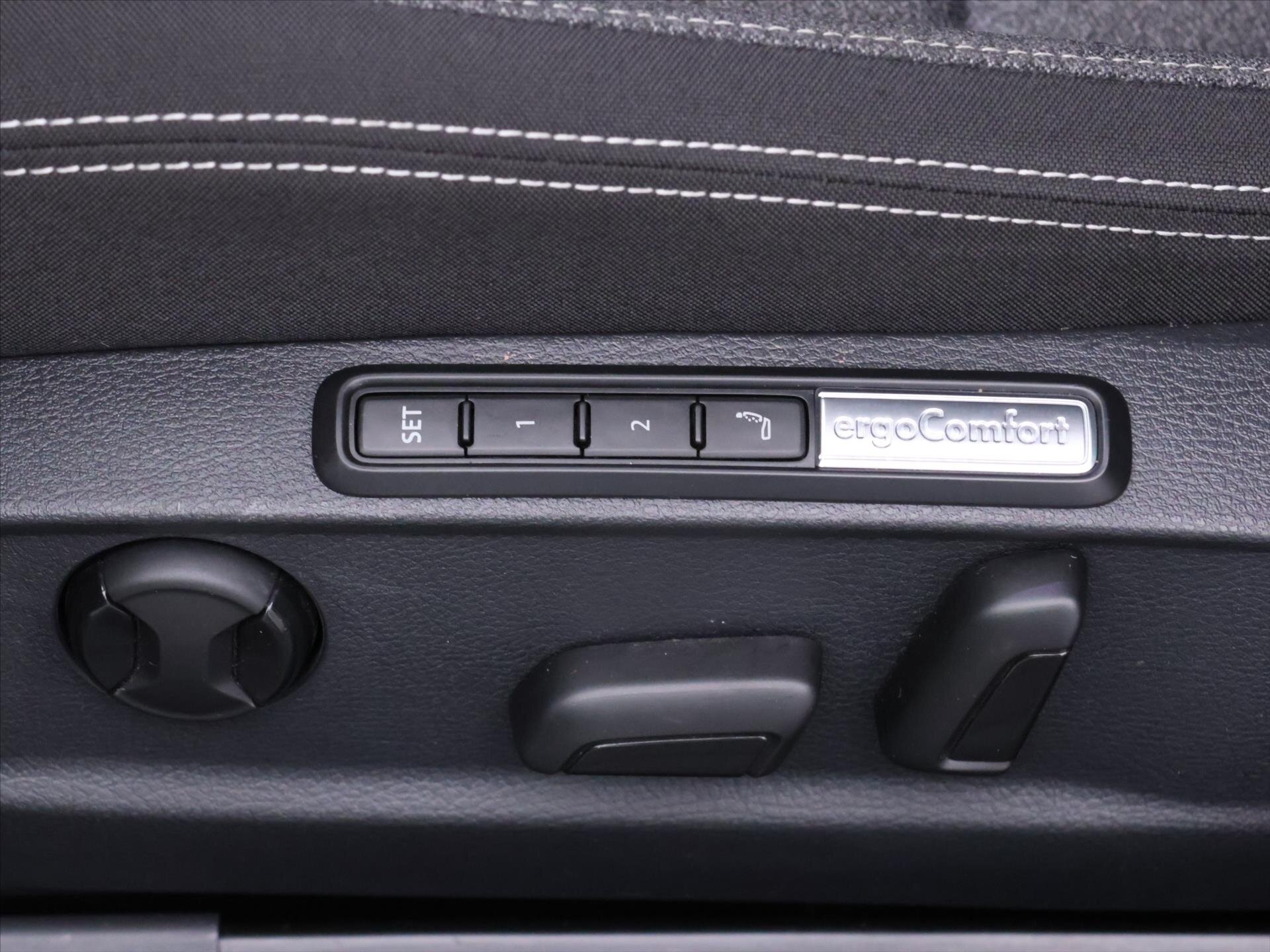 Volkswagen Passat Kombi 2,0 l 110 kw